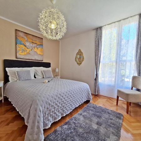 אומיס Beach Apartment Ivana מראה חיצוני תמונה