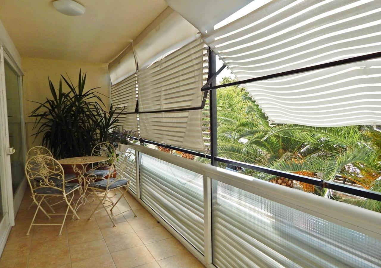 אומיס Beach Apartment Ivana מראה חיצוני תמונה